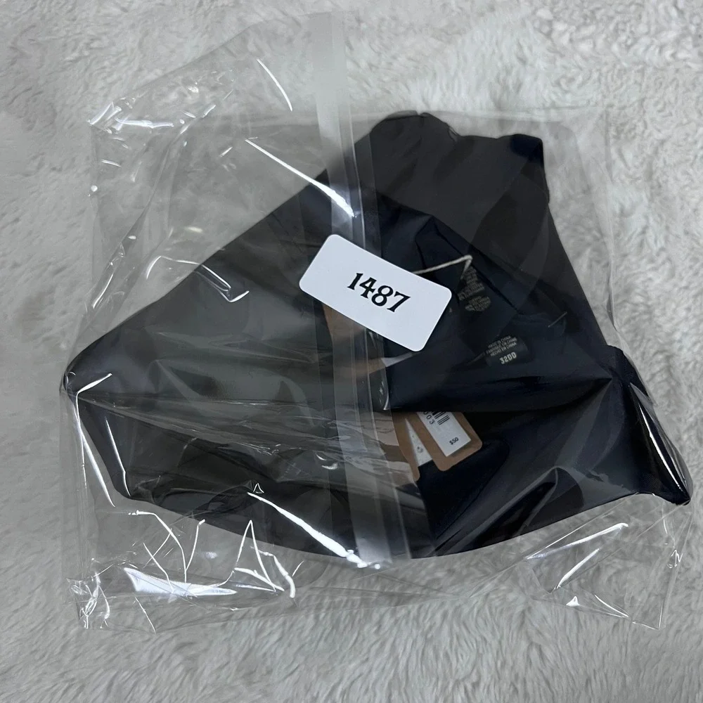 SKIMS Women's Wireless Form T-Shirt Bra Onyx Black BR-WRL-1889‎ Size 32DD NEW - Picture 12 of 12